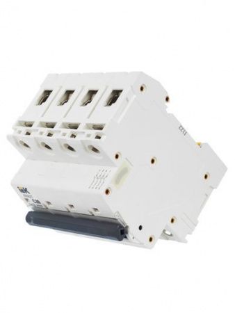 ARMAT Автоматический выключатель M06N 4P C 20А IEK