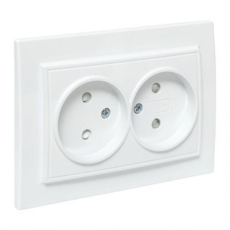 Минск Розетка 2-местная СП без заземления 10А белая с защ. штор. EKF