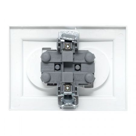 Минск Розетка 2-местная СП без заземления 10А белая с защ. штор. EKF